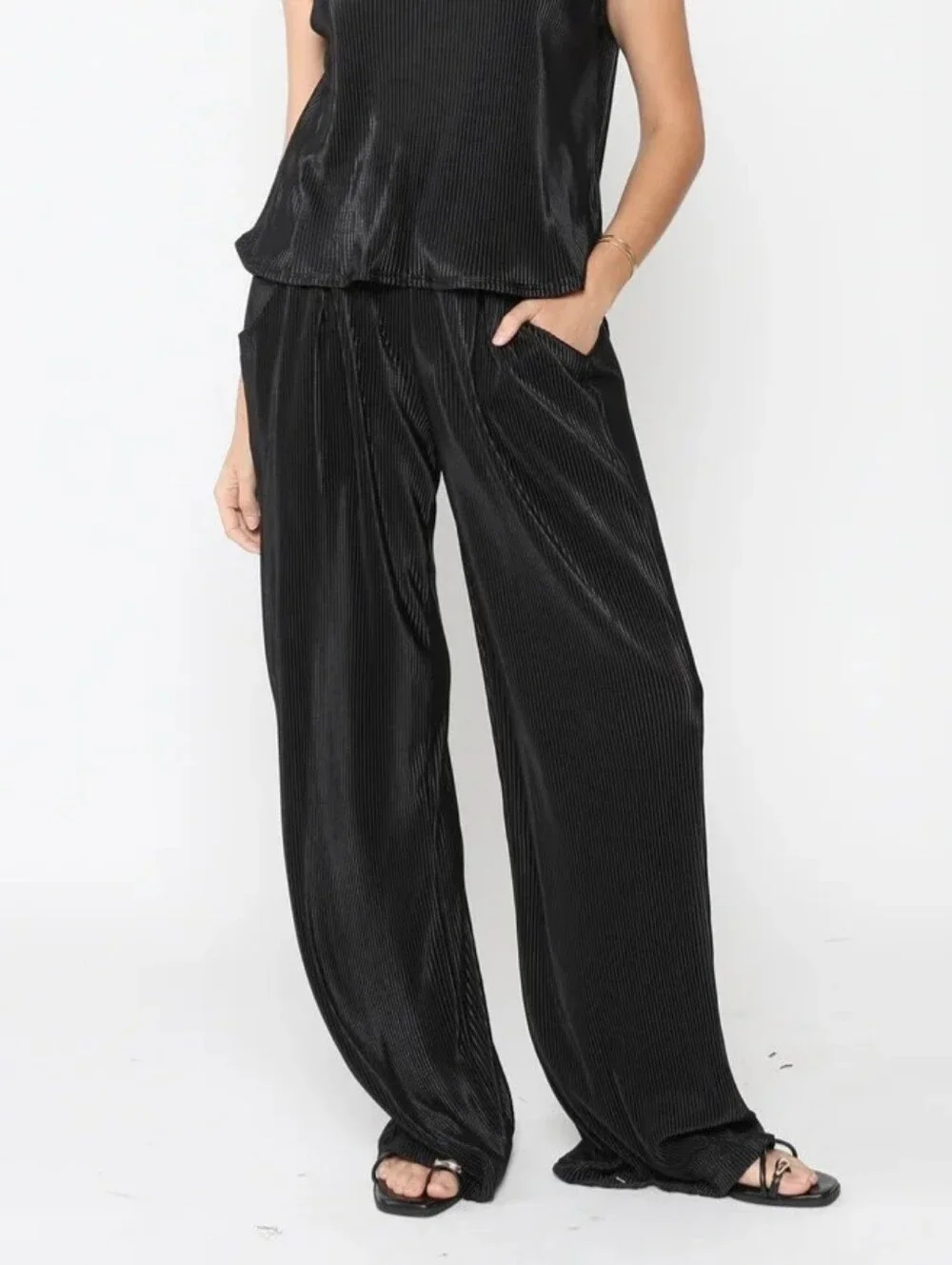 Ripley Rader Black Micropleat Longe Pants